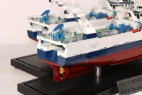 custom made model of 64米拖网渔船